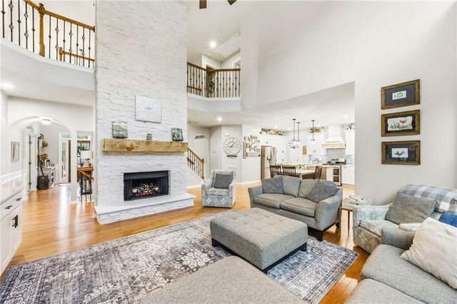 1122 Flagstone Way, Acworth, GA 30101