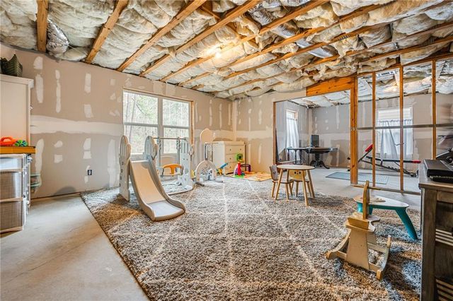 1122 Flagstone Way, Acworth, GA 30101