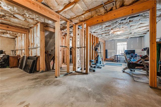 1122 Flagstone Way, Acworth, GA 30101