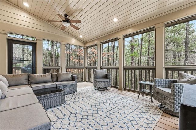 1122 Flagstone Way, Acworth, GA 30101