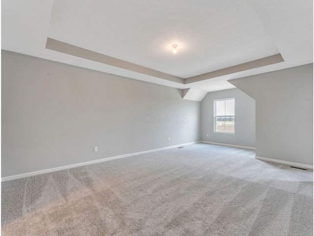 9055 Hawk Hill Way, Plain City, OH 43064
