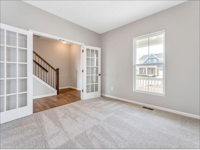 9055 Hawk Hill Way, Plain City, OH 43064
