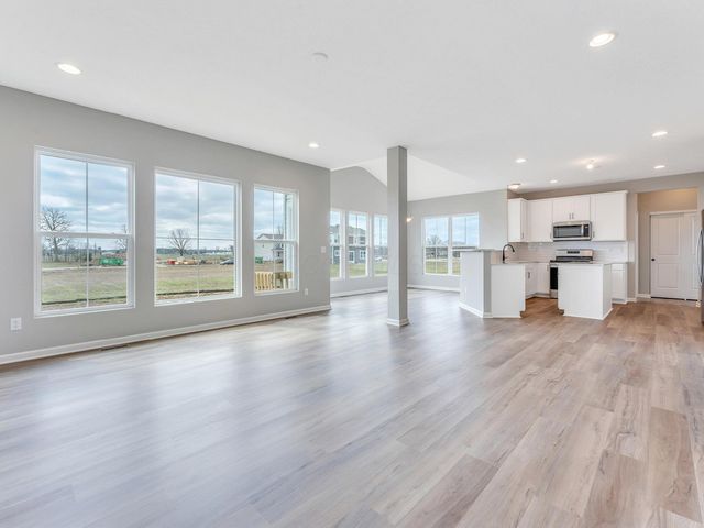 9055 Hawk Hill Way, Plain City, OH 43064
