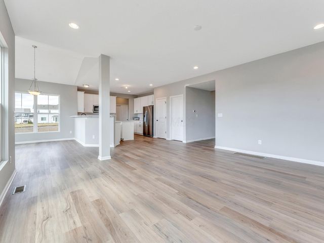 9055 Hawk Hill Way, Plain City, OH 43064