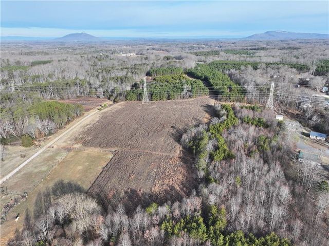 7975 Evans Farm Road, Tobaccoville, NC 27050