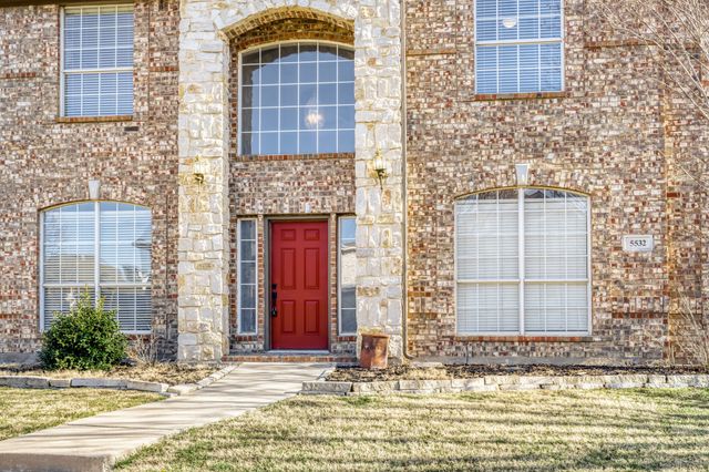 5532 Buckskin Drive, The Colony, TX 75056