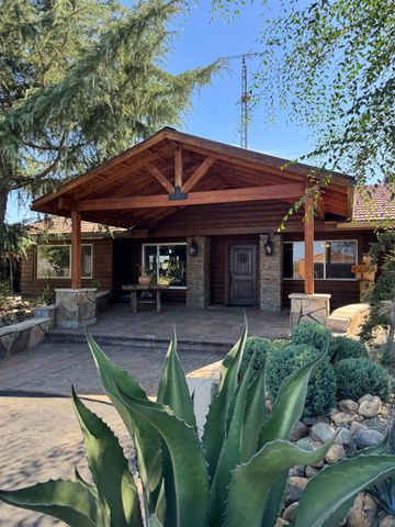 5200 N Gratton Rd, Denair, CA 95316