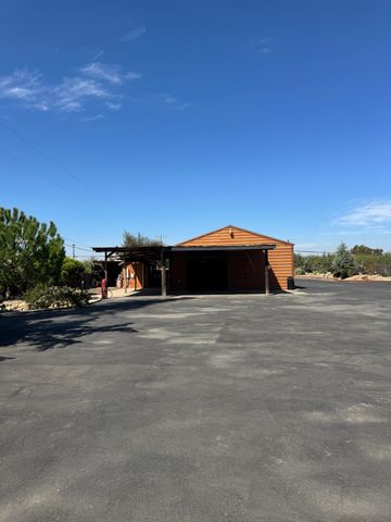 5200 N Gratton Rd, Denair, CA 95316
