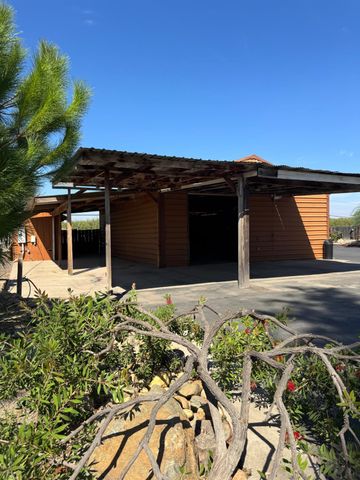 5200 N Gratton Rd, Denair, CA 95316