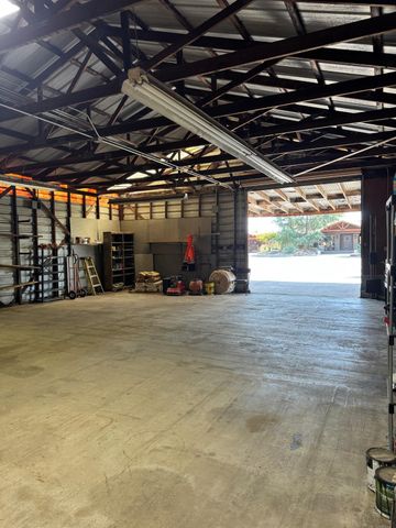 5200 N Gratton Rd, Denair, CA 95316