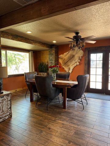 5200 N Gratton Rd, Denair, CA 95316