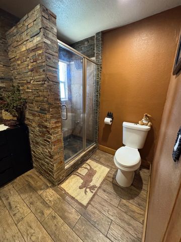 5200 N Gratton Rd, Denair, CA 95316