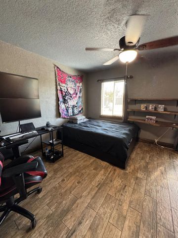 5200 N Gratton Rd, Denair, CA 95316