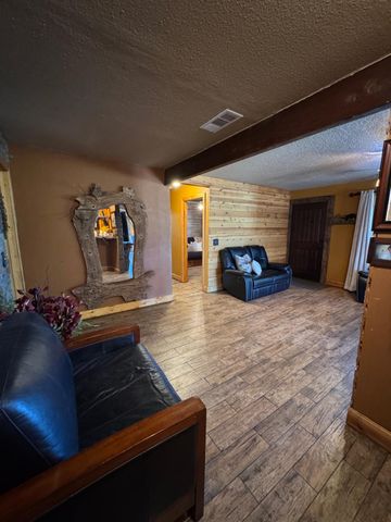 5200 N Gratton Rd, Denair, CA 95316