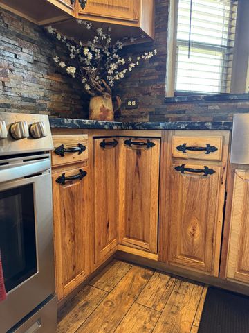 5200 N Gratton Rd, Denair, CA 95316