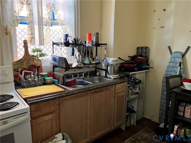 3504 1st Ave, Richmond, VA 23222