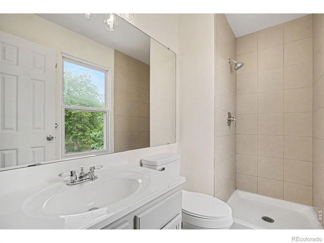 10516 Robb Drive, Broomfield, CO 80021