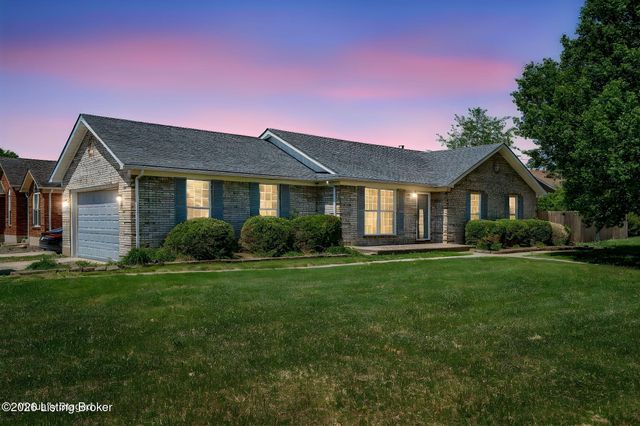 5701 Bartview Ct, Louisville, KY 40229