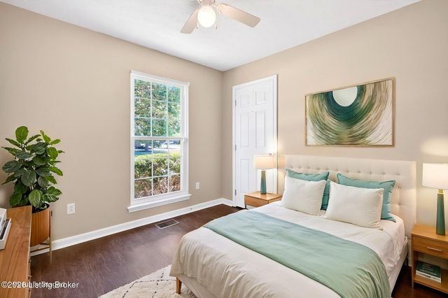 5701 Bartview Ct, Louisville, KY 40229