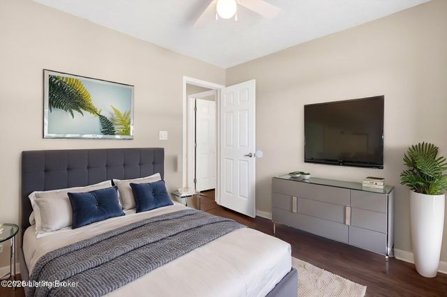 5701 Bartview Ct, Louisville, KY 40229