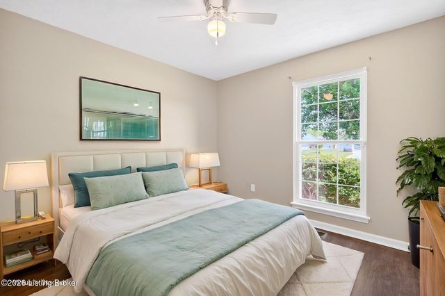 5701 Bartview Ct, Louisville, KY 40229