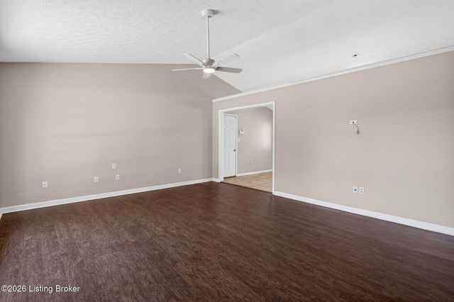 5701 Bartview Ct, Louisville, KY 40229