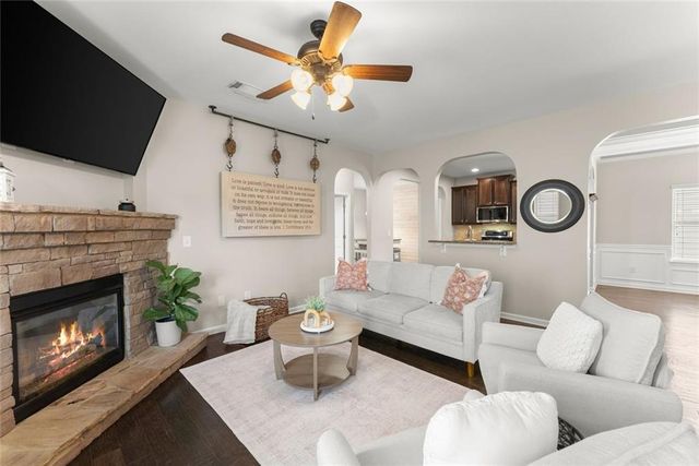 5815 Crest Oak Way, Cumming, GA 30028