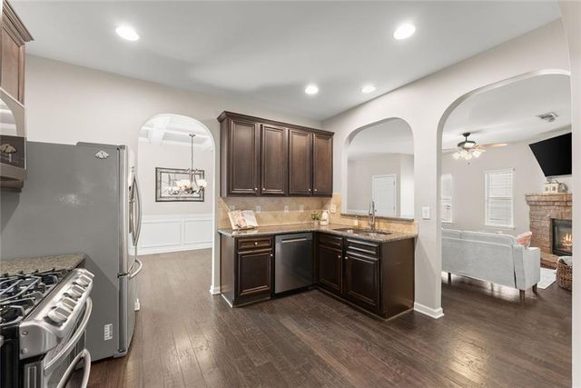 5815 Crest Oak Way, Cumming, GA 30028