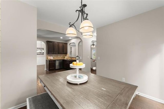 5815 Crest Oak Way, Cumming, GA 30028