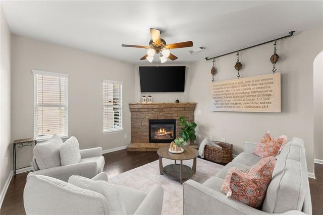 5815 Crest Oak Way, Cumming, GA 30028