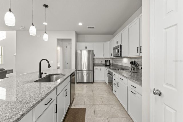 2631 E LAKE POINTE DRIVE, Kissimmee, FL 34744