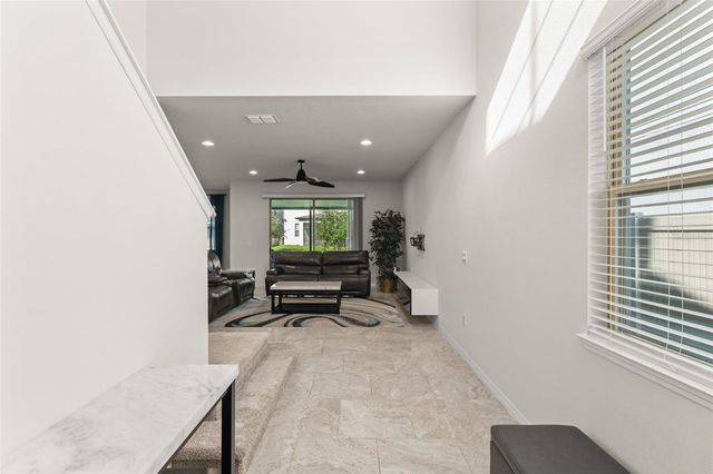 2631 E LAKE POINTE DRIVE, Kissimmee, FL 34744