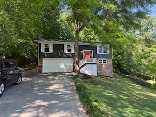 327 Branchwood Circle, Hixson, TN 37343