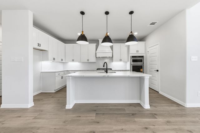 5824 Blackwell Avenue, Pilot Point, TX 75009