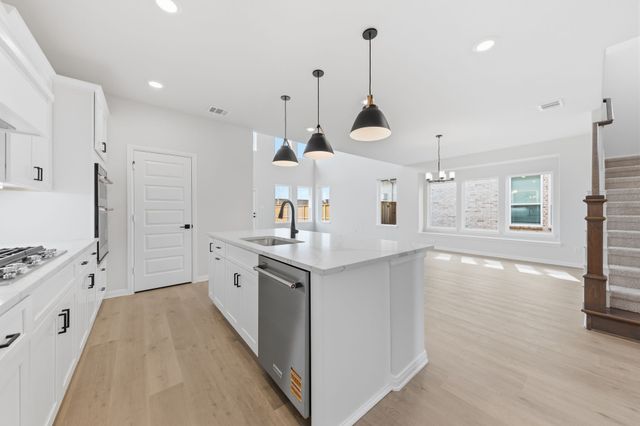 5824 Blackwell Avenue, Pilot Point, TX 75009