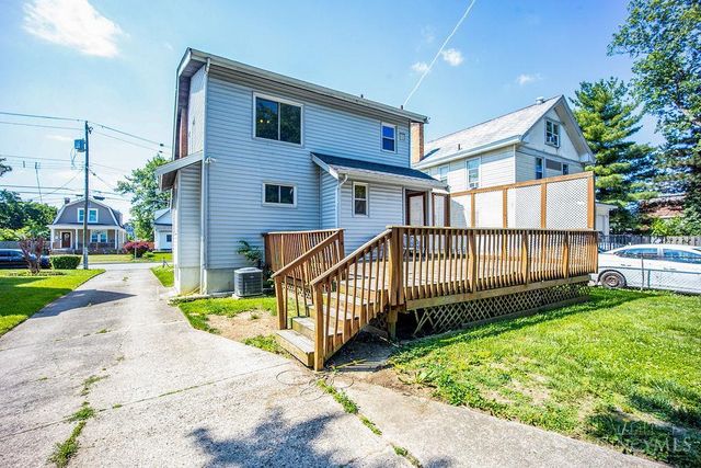 22 Woodsdale Avenue, Cincinnati, OH 45216
