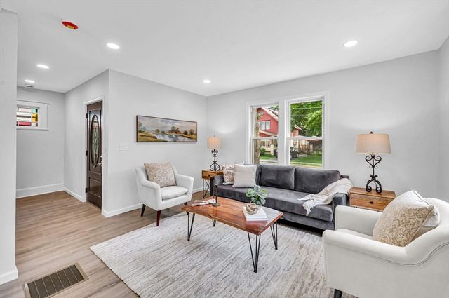 62 Field Street, West Springfield, MA 01119