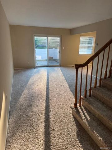 24439 Olde Orchard Street, Novi, MI 48375