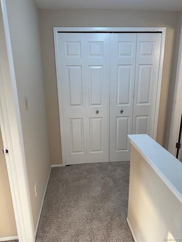 24439 Olde Orchard Street, Novi, MI 48375