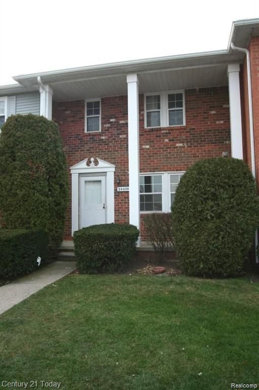 24439 Olde Orchard Street, Novi, MI 48375