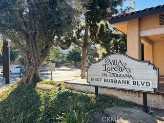 18307 Burbank, Tarzana, CA 91356