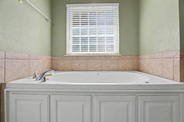 36703 W 45th Street, Shawnee, OK 74804