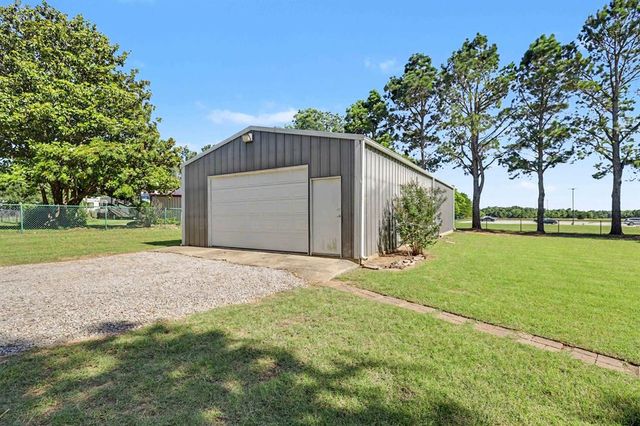 36703 W 45th Street, Shawnee, OK 74804
