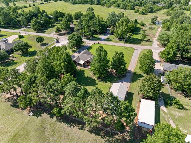 36703 W 45th Street, Shawnee, OK 74804