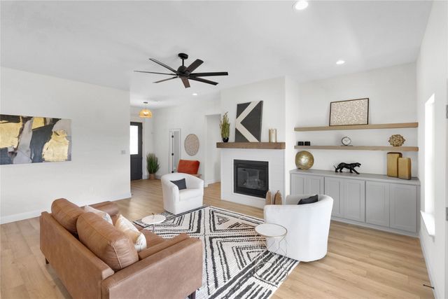 1020 Don Eve Court, Azle, TX 76020