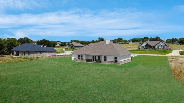 1020 Don Eve Court, Azle, TX 76020