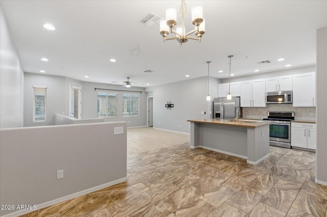 5550 N 16TH Street 171, Phoenix, AZ 85016