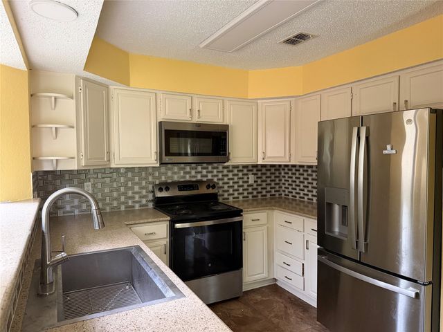 3410 Lilac Lane, Rowlett, TX 75089