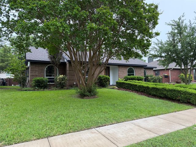 3410 Lilac Lane, Rowlett, TX 75089