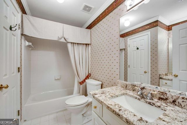 50 Lakecrest Circle, Suwanee, GA 30024